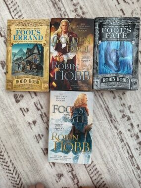 Robin Hobb Paperback Book Lot - Tawny Man Trilogy